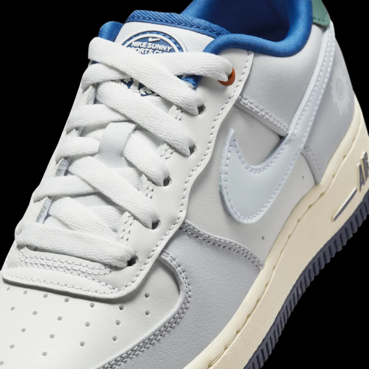 Giày Nike Air Force 1 LV8 'Sail White Blue' HM3721-111 — ảnh 2