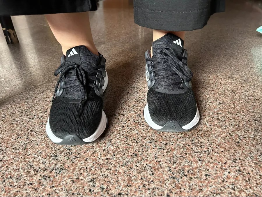 Giày Adidas Ultrabounce 'Black White' HP5787 — ảnh 4