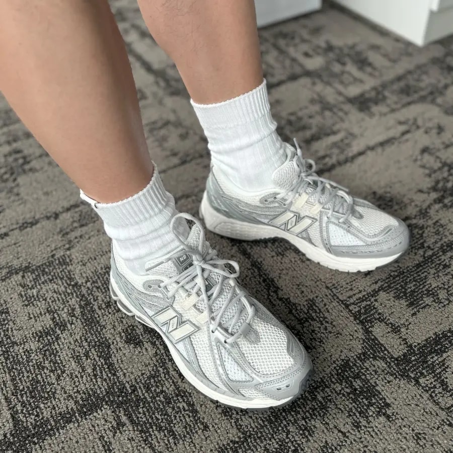 Giày New Balance 1906R 'White Silver' M1906RJM — ảnh 2