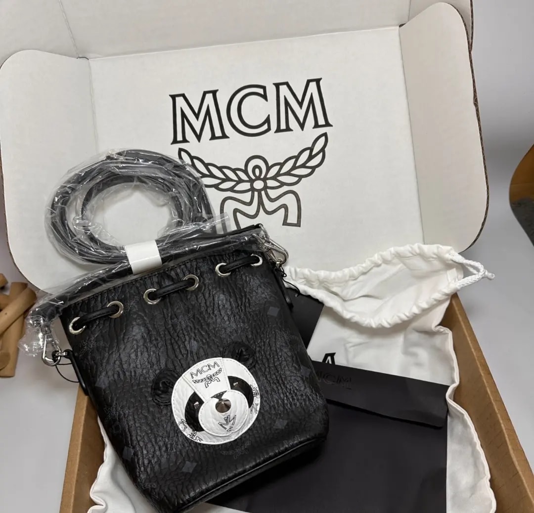 Túi MCM Zoo Panda 'Black White' MWDBAXL01BK001 — ảnh 3