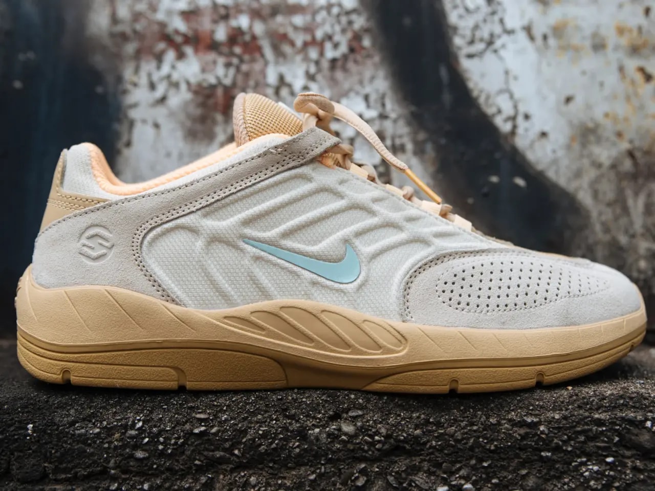 Giày Nike Vertebrae SB 'Coconut Milk' FZ4878-100 — ảnh 2