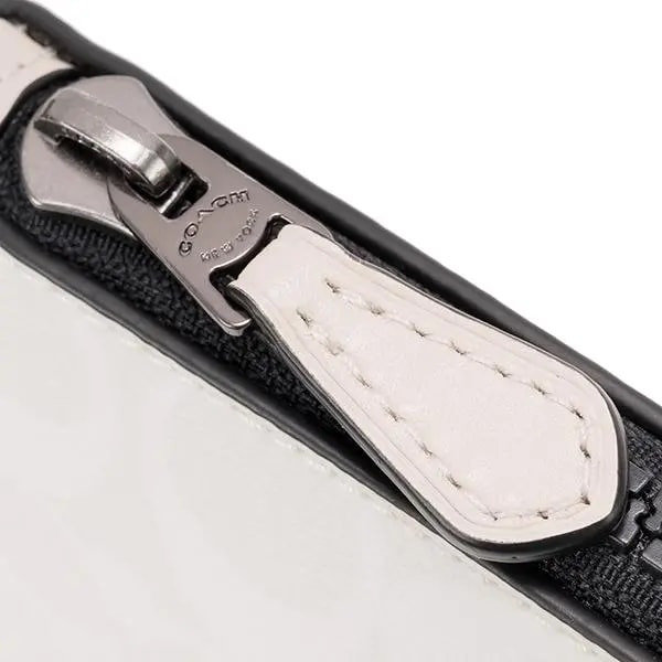 Túi Coach Large Pouch In Signature Canvas With Coach Patch 1314-QBR14 — ảnh 3