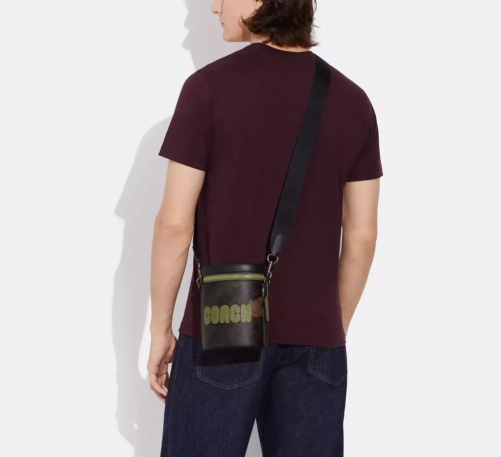 Túi Coach Barrel In Signature Canvas 'Camo' CC024-QBUOX — ảnh 2