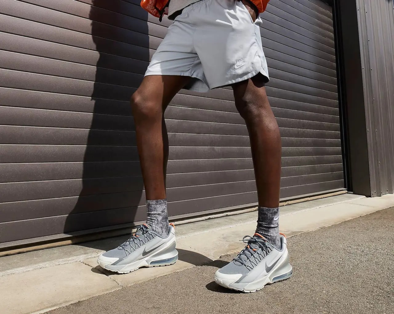 Giày Nike Air Max Pulse 'Roam Light Bone' FN6920-002 — ảnh 2