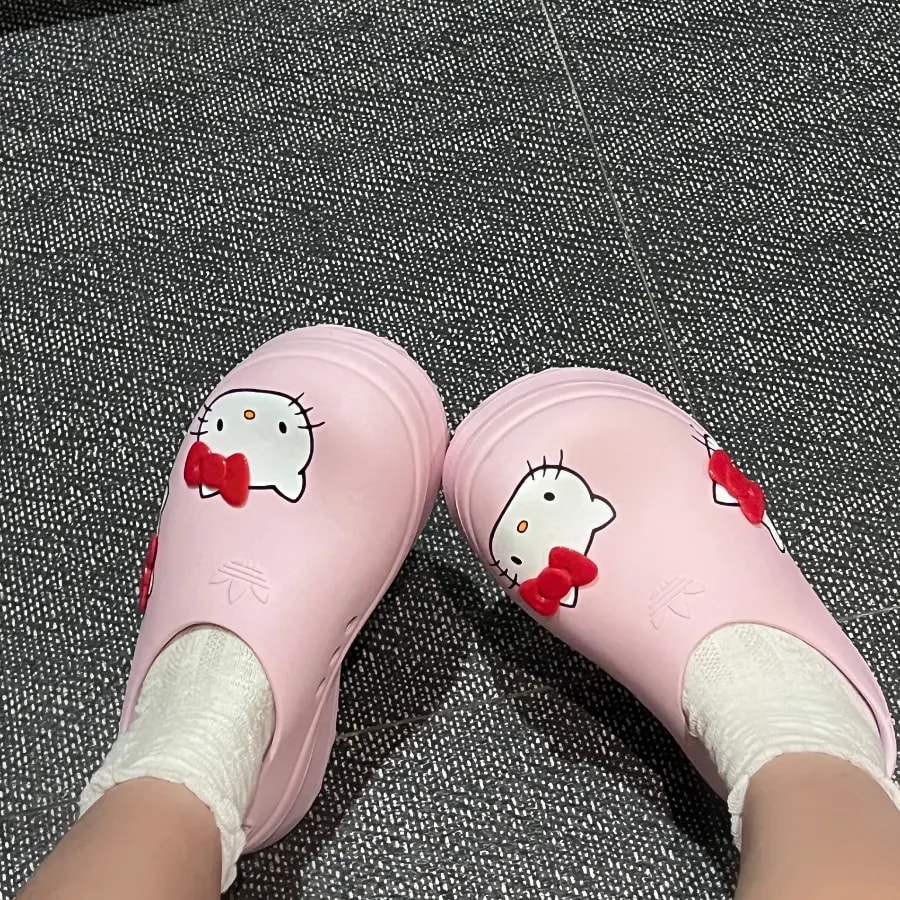 Giày Adidas Adiform Stan Smith Mules 'Hello Kitty' IG4446 — ảnh 2
