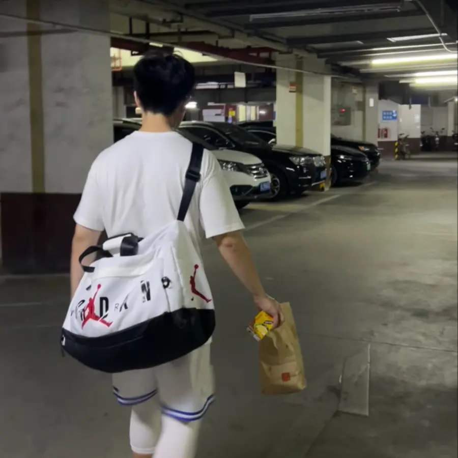 Túi Nike Jordan Velocity Duffle 'White' SM0920-001 — ảnh 2