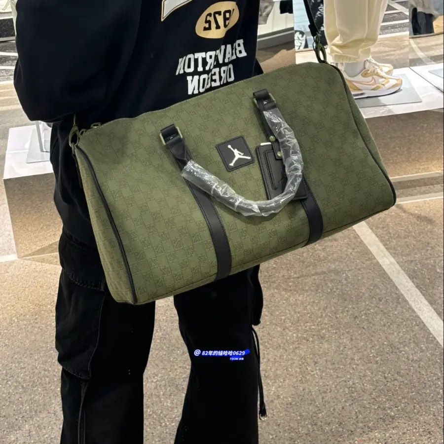 Túi Nike Jordan Monogram Duffle 'Green' FJ6787-390 — ảnh 3