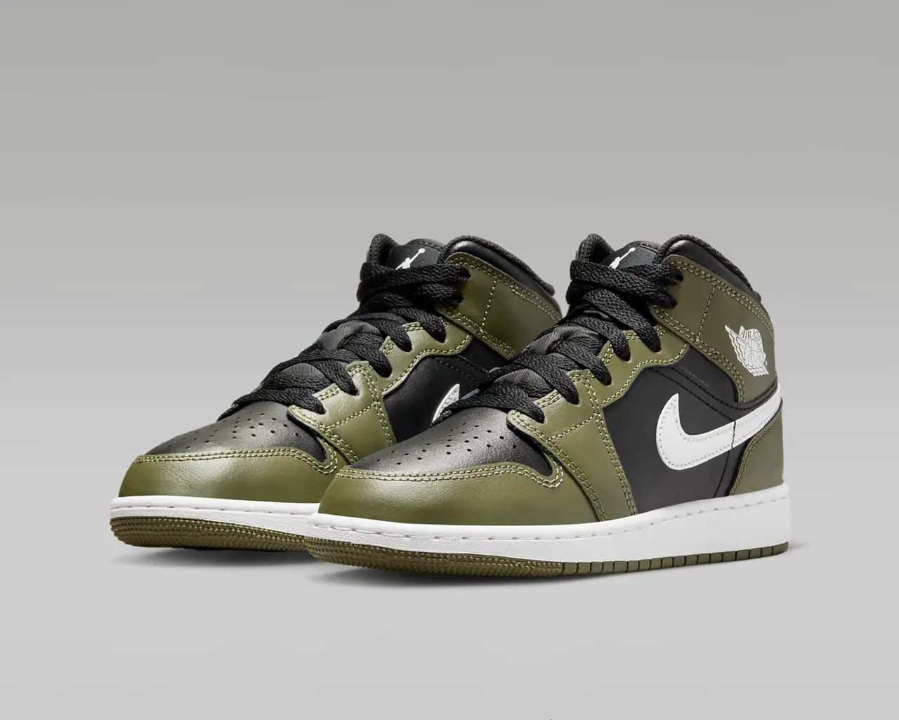 Giày Nike Air Jordan 1 Mid GS 'Black White Olive' DQ8423-092 — ảnh 4