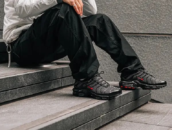 Giày Nike Air Max Plus 'Bred' DO6383-001 — ảnh 5