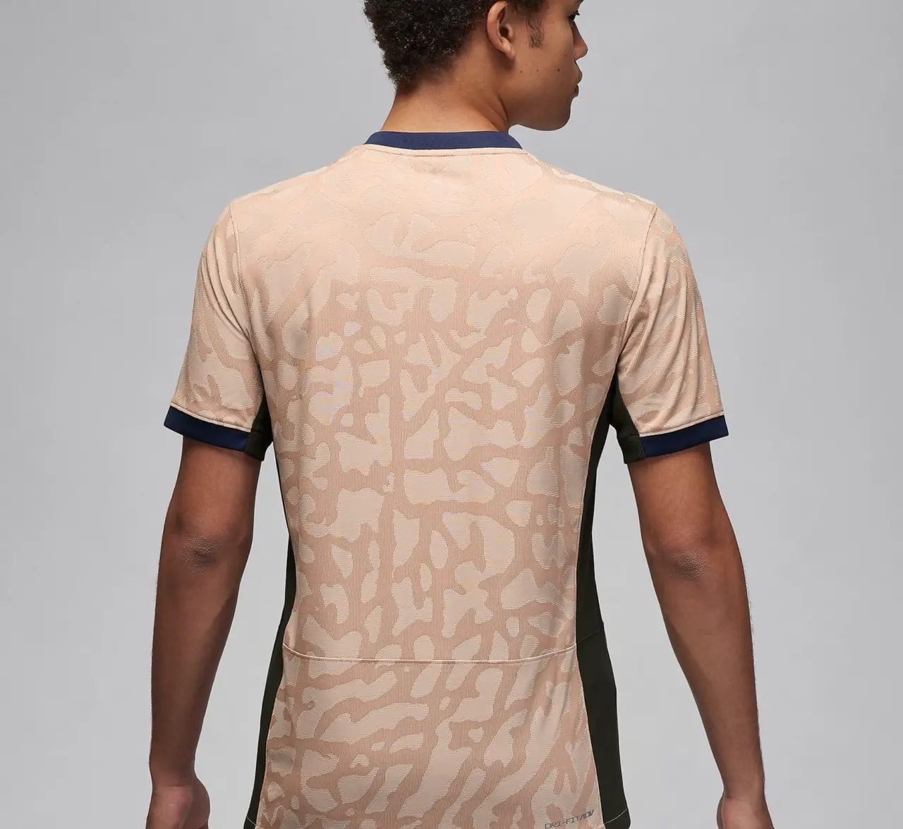 Áo Nike Paris Saint-Germain 23/24 Match Fourth Jersey 'Beige' FD6503-201 — ảnh 3