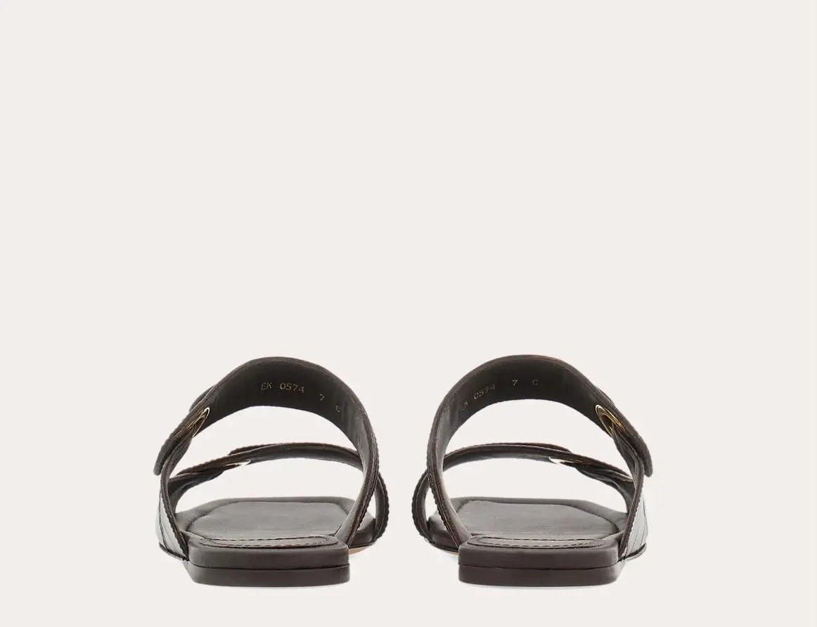 Dép Salvatore Ferragamo Gancini Ornament 'Black' 01I199-774580 — ảnh 4
