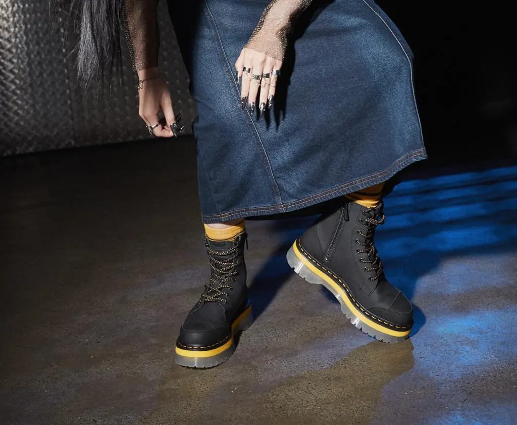 Giày Dr.Martens Jadon Tech Platform Boots 'Black' 30985001 — ảnh 2