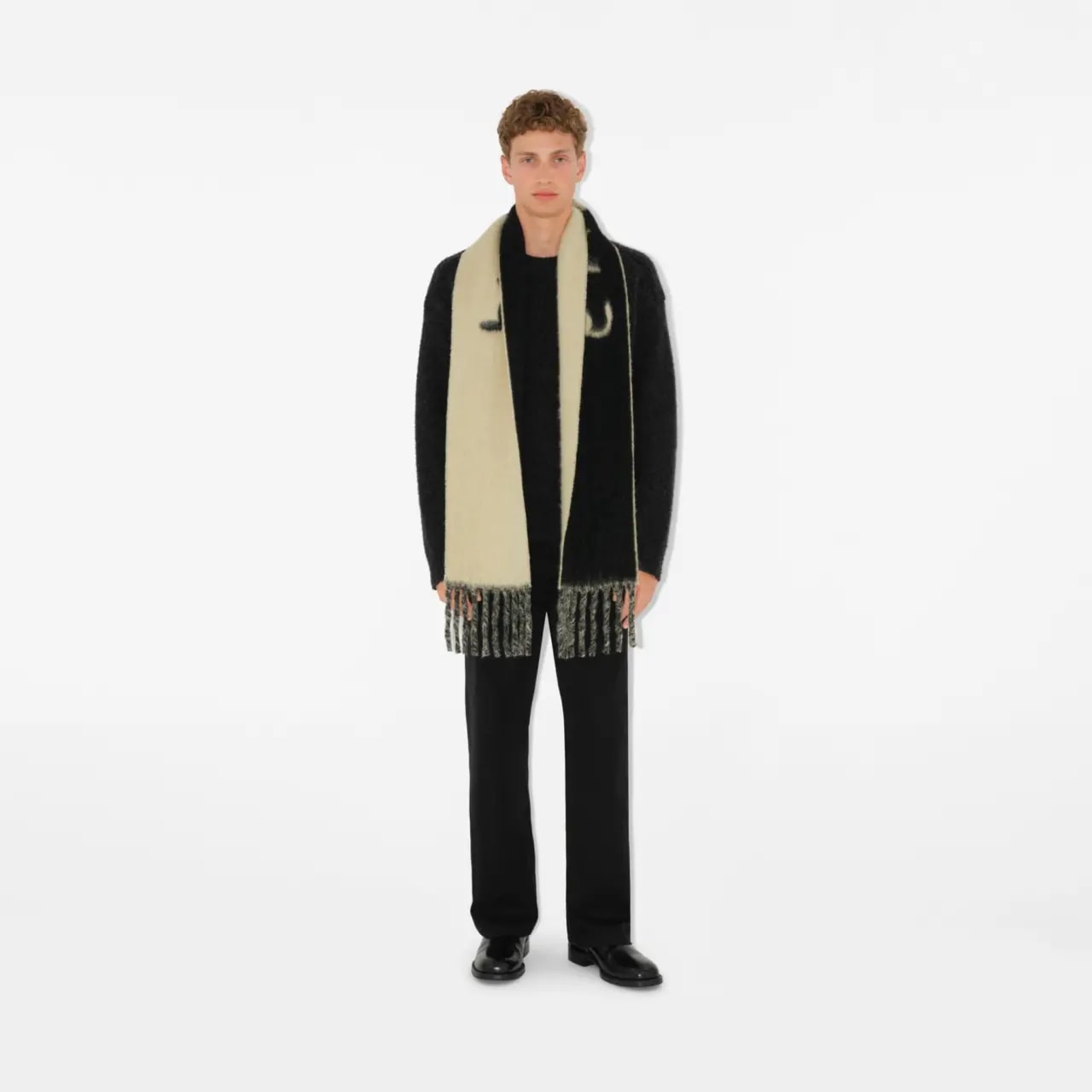 Khăn Burberry Reversible Logo Alpaca Wool Blend Scarf 'Candle' 80972131 — ảnh 2