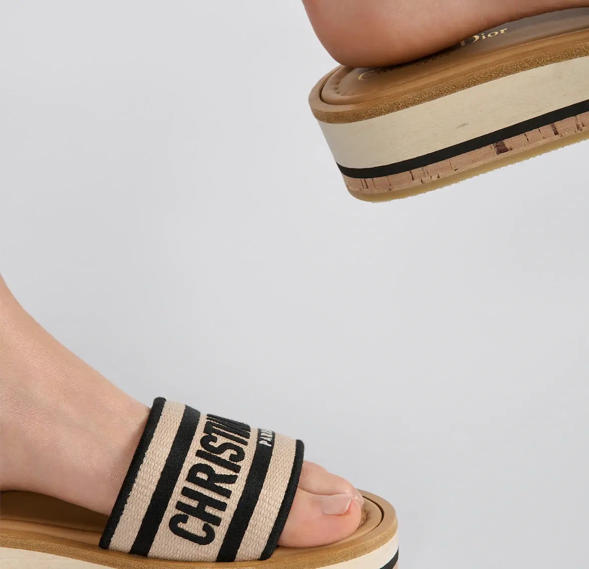 Dép Christian Dior Dway Platform Slide 'Natural Raffia' KCO052ECJ-S900 — ảnh 3