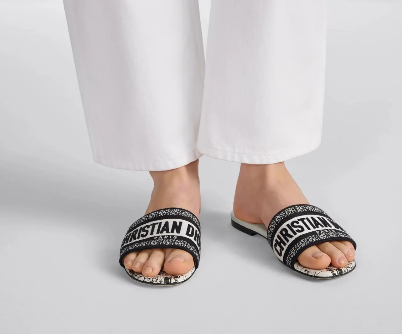 Dép Dior Dway Slide 'Black White' KCQ209PSG-S19W — ảnh 2