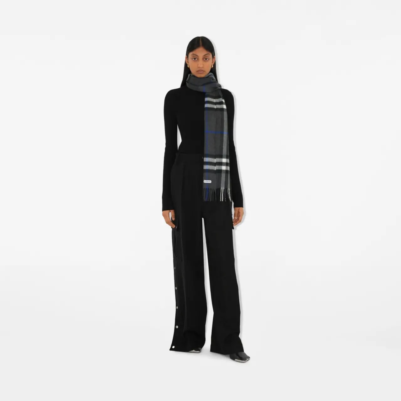 Khăn Burberry Check Cashmere Scarf 'Dark Charcoal' 80952061 — ảnh 2