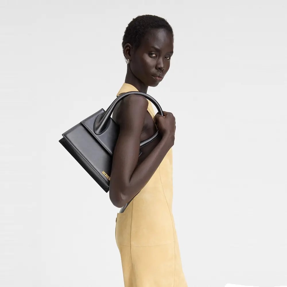 Túi Jacquemus The Large Chiquito 'Black' 213BA003-3000-990 — ảnh 2