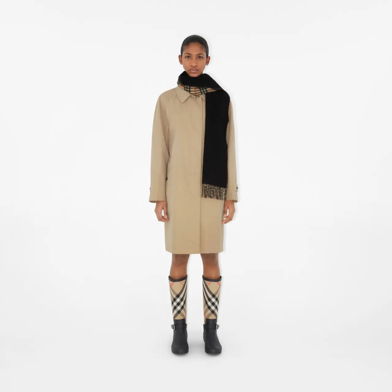 Khăn Burberry Reversible Check Cashmere Scarf 'Black Beige' 80746741 — ảnh 4