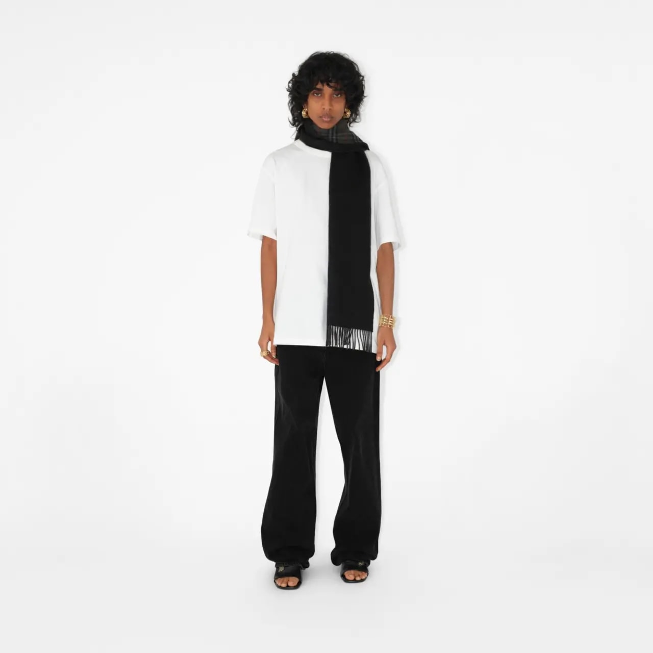 Khăn Burberry Reversible Check Cashmere Scarf 'Charcoal' 80746751 — ảnh 4