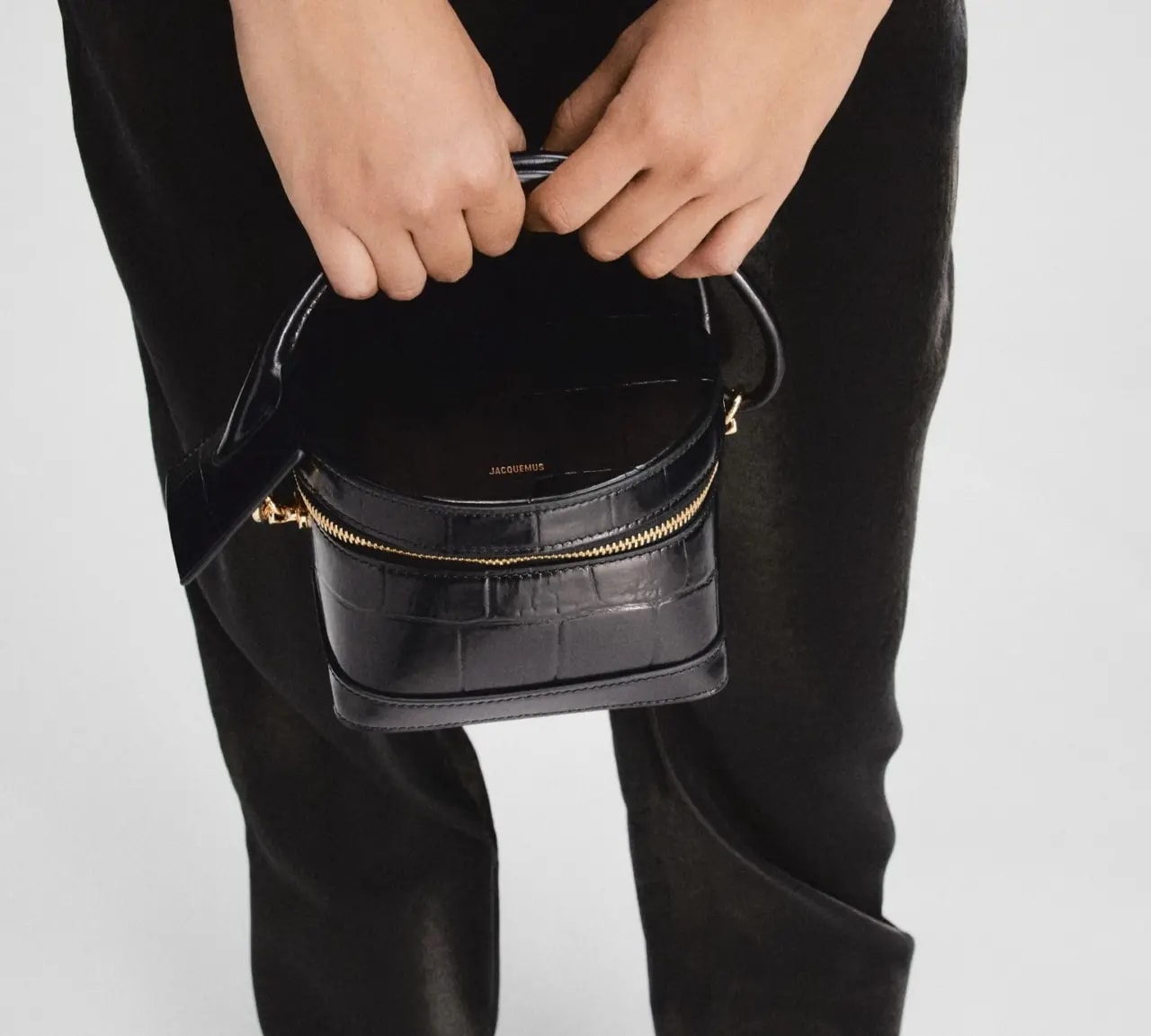 Túi Jacquemus The Vanito 'Black' 241BA398-3164-990 — ảnh 2