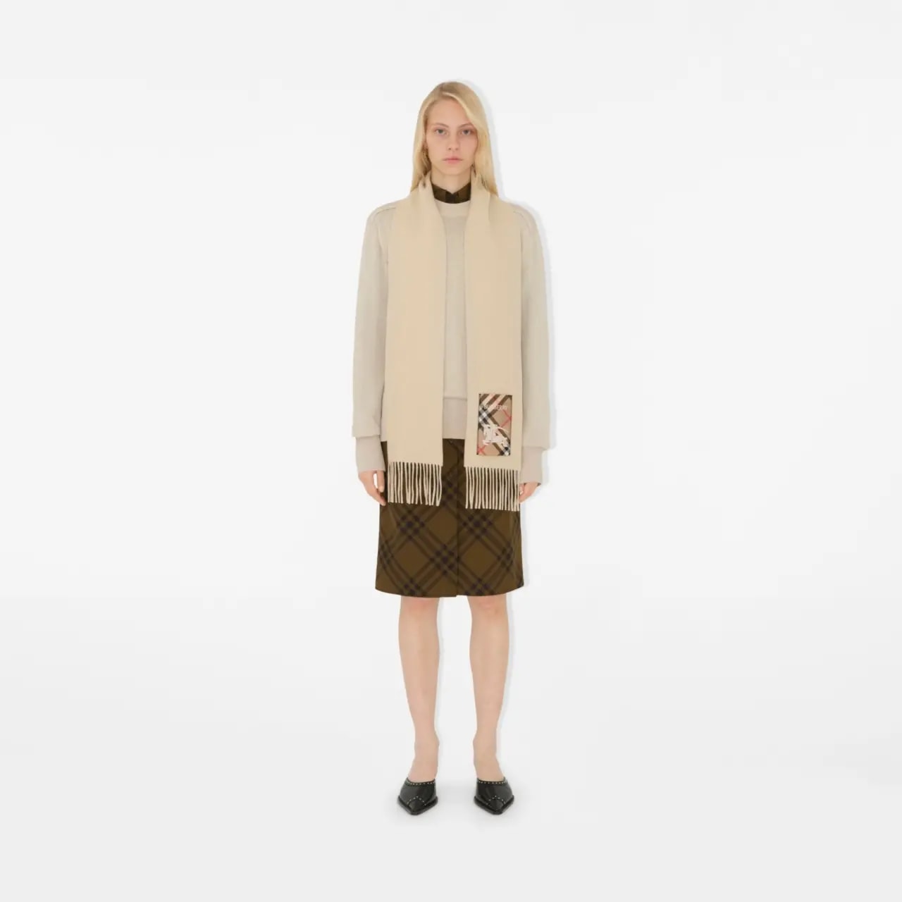 Khăn Burberry Check Label Cashmere Scarf 'Nutmeg' 81039951 — ảnh 3