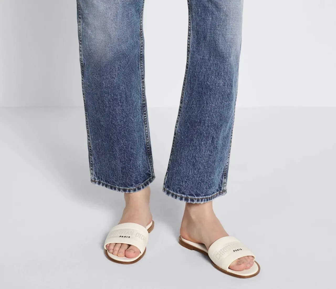Dép Dior Dway Slide 'White' KCQ986CEY-S03W — ảnh 2