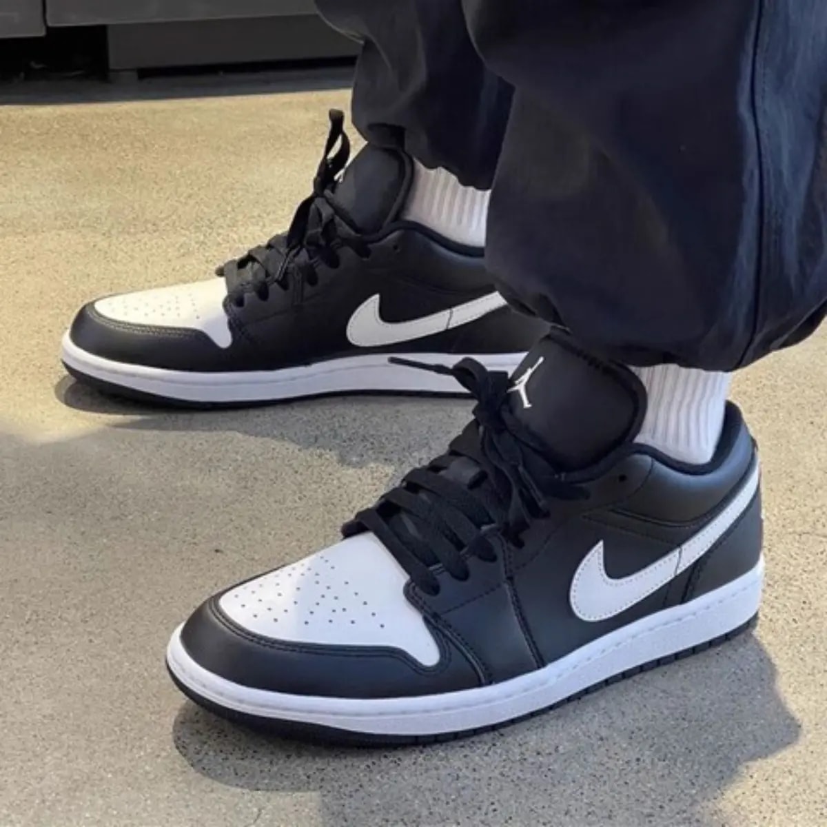 Giày Nike Air Jordan 1 Low 'Orca Black White' 553558-043 — ảnh 2