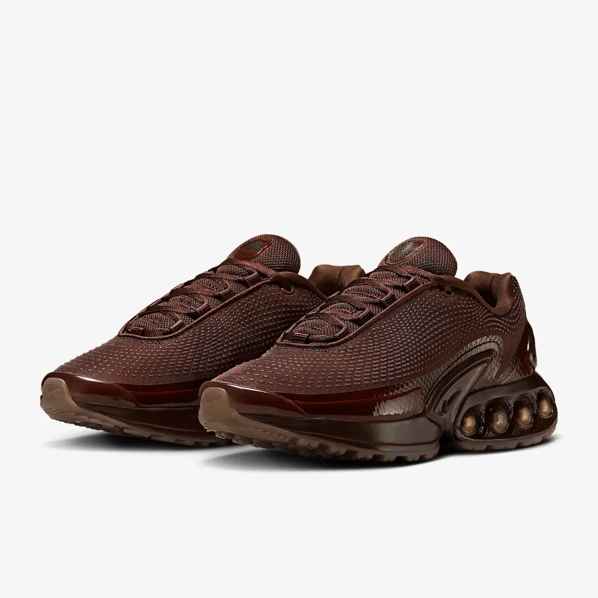 Giày Nike Air Max DN x Isamaya Ffrench 'Chocolate' HQ3837-200 — ảnh 4
