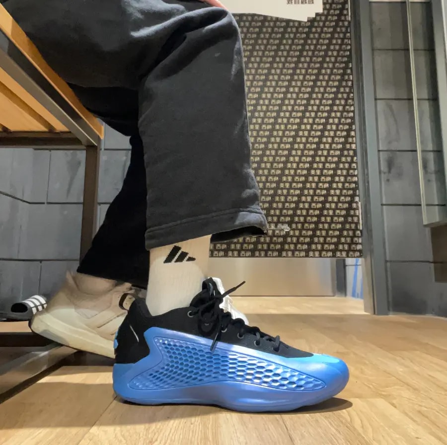 Giày Adidas AE 1 Low 'Nick's Gift' JQ6139 — ảnh 2