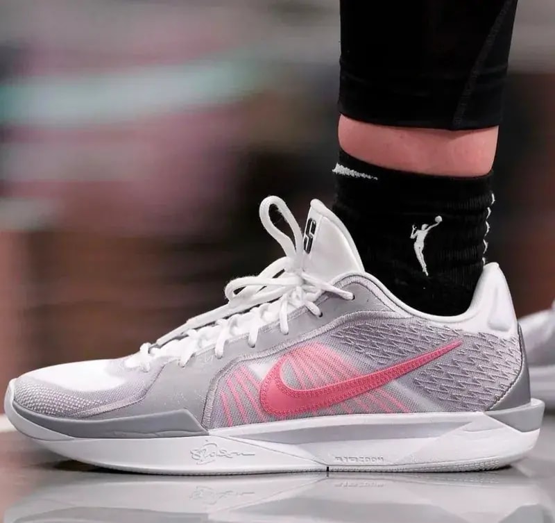 Giày Nike Sabrina 2 'Lily' FZ1517-100 — ảnh 3
