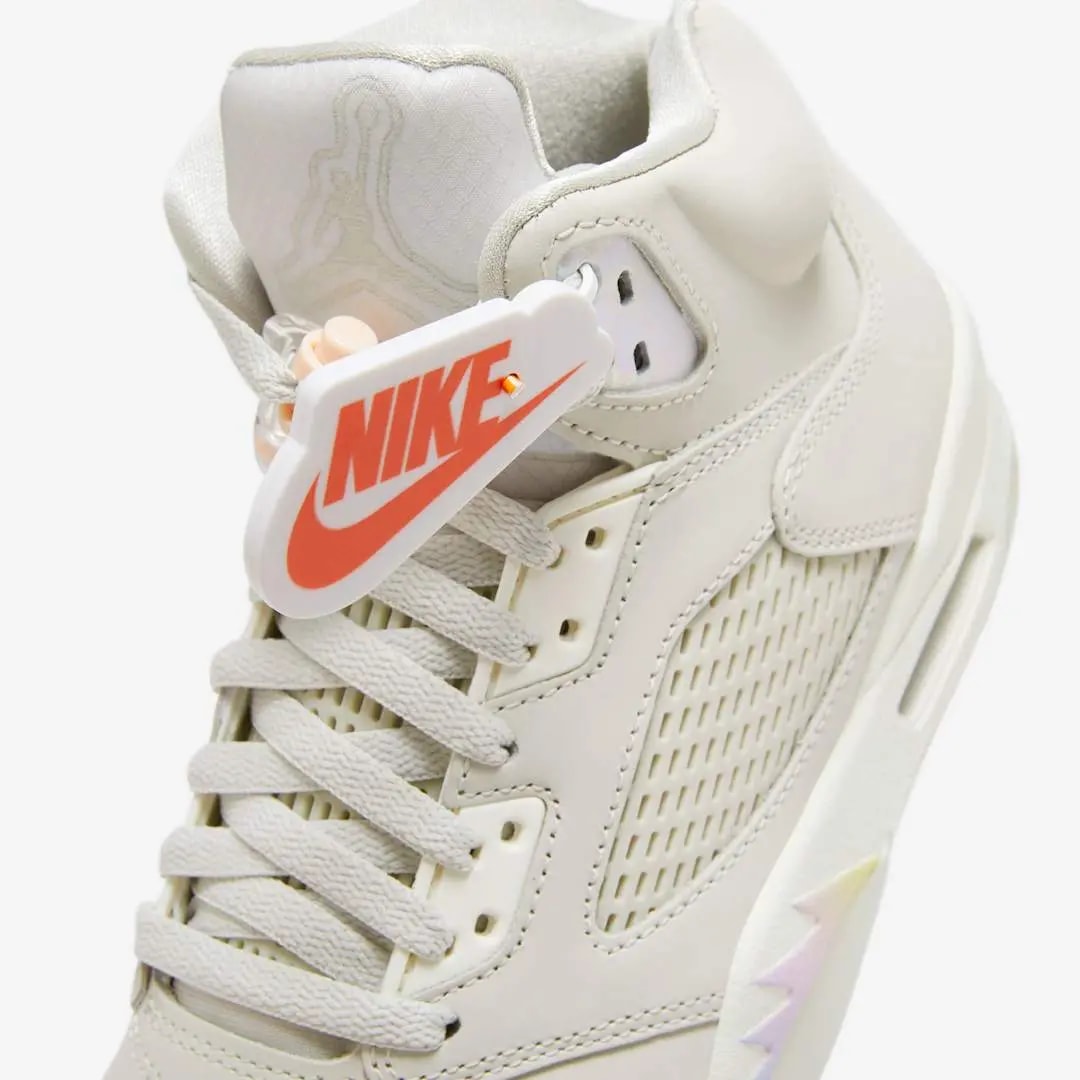 Giày Nike Air Jordan 5 Retro 'Year Of The Snake' HF3183-001 — ảnh 2