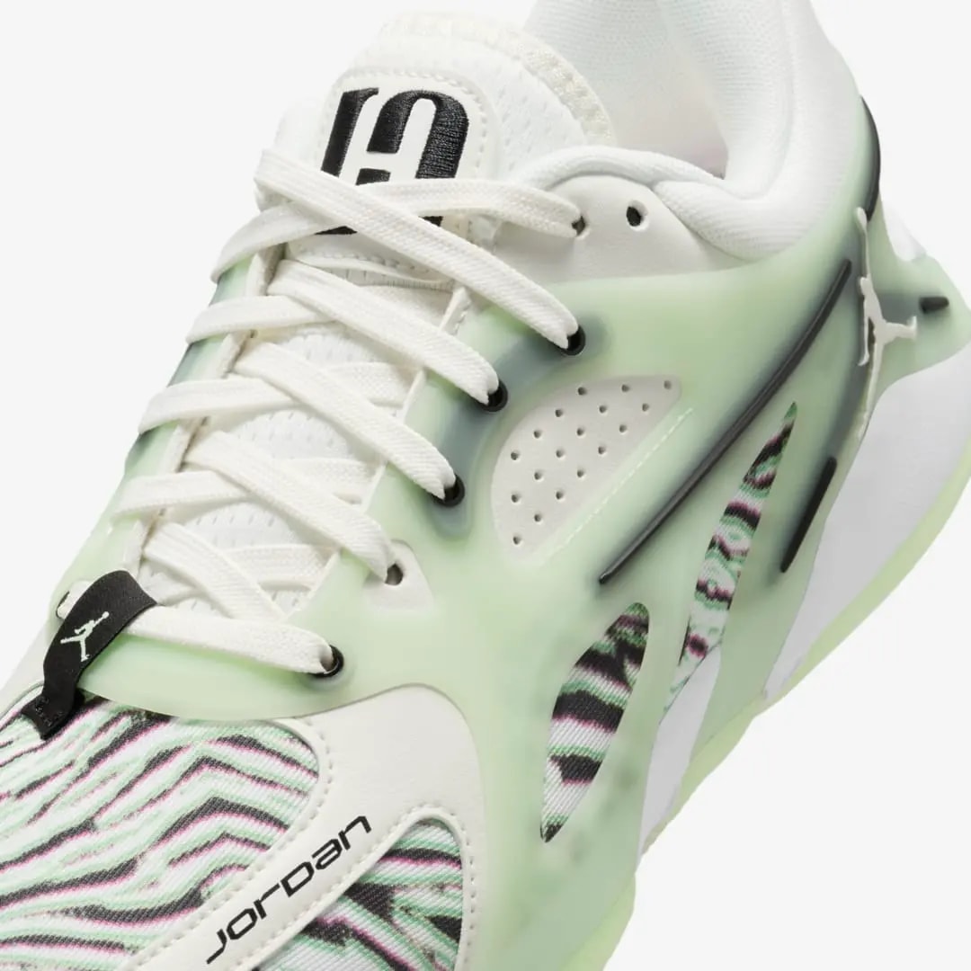 Giày Nike Air Jordan Heir 1.0 'Sail Vapor Green' FZ2473-100 — ảnh 3