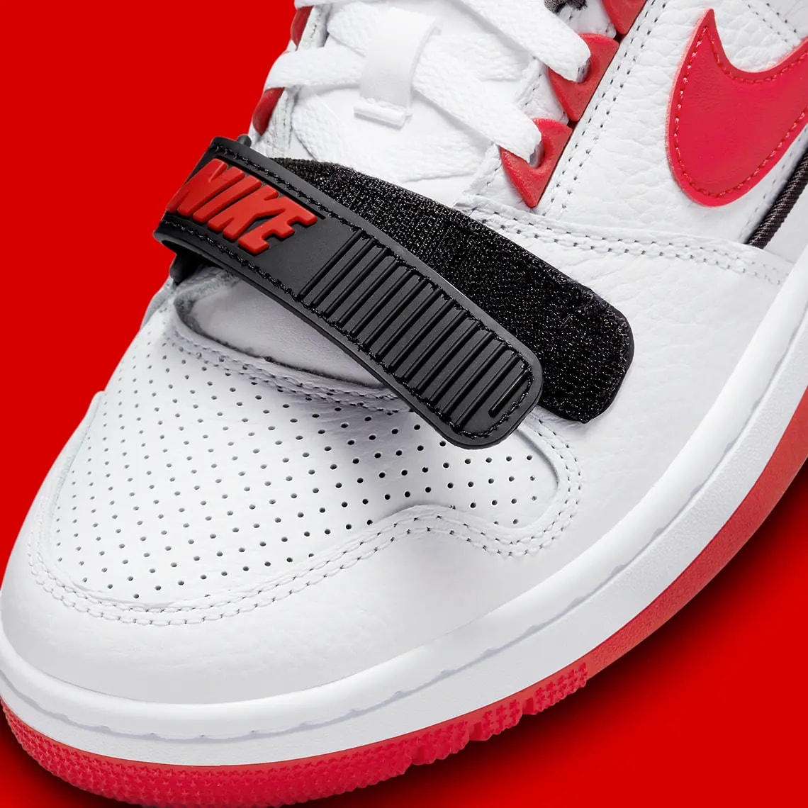 Giày Nike Air Alpha Force 88 'University Red White' DZ4627-100 — ảnh 3
