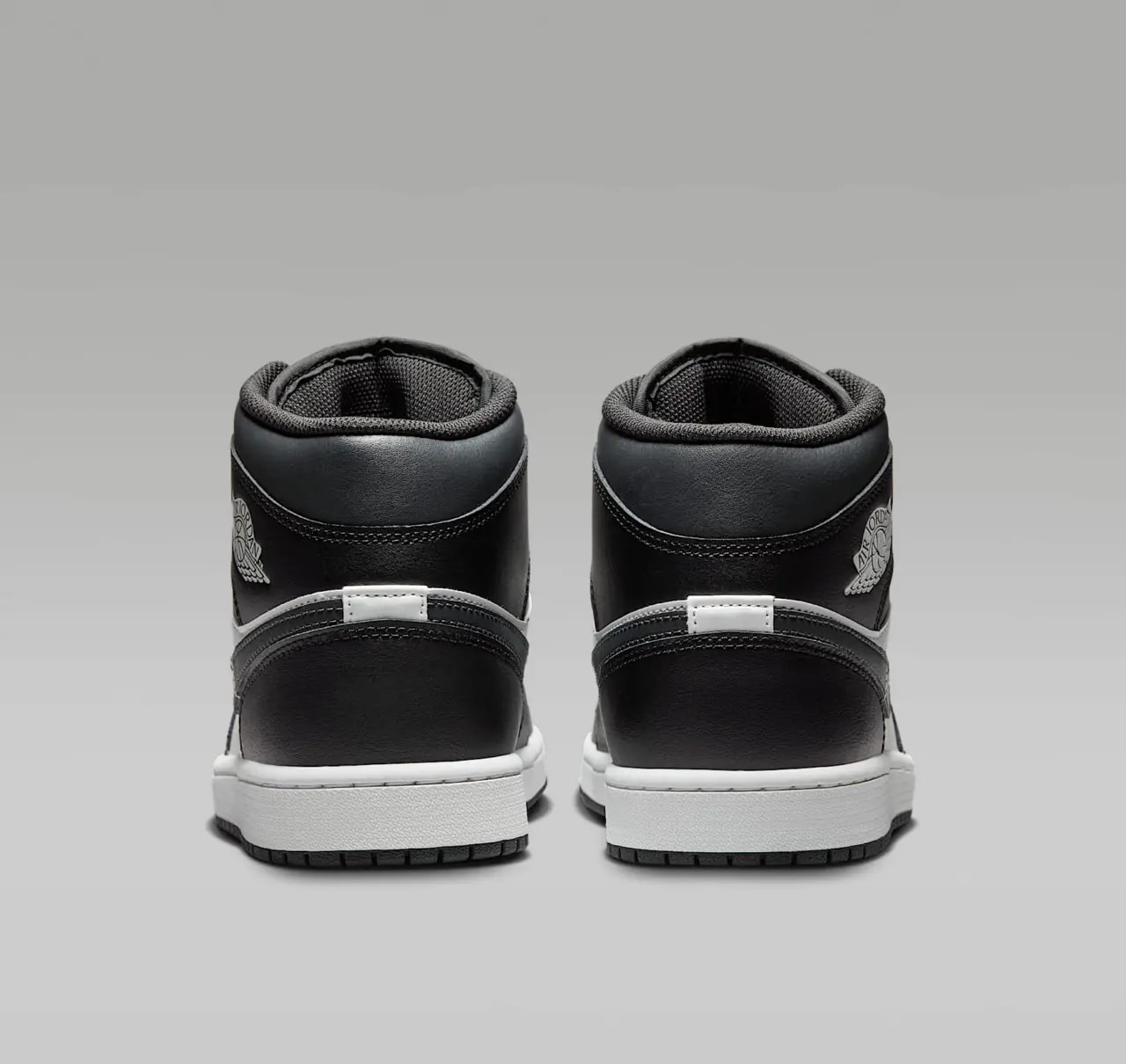 Giày Nike Air Jordan 1 Mid 'Off Noir Toe' DQ8426-010 — ảnh 3