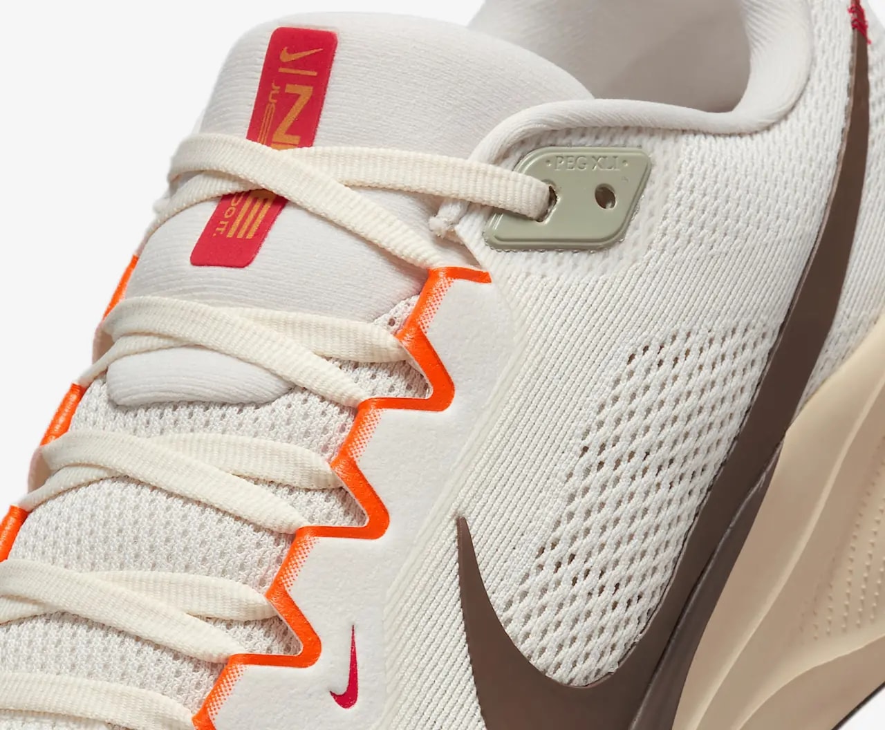 Giày Nike Air Zoom Pegasus 41 'Year Of The Snake' HV5975-102 — ảnh 5