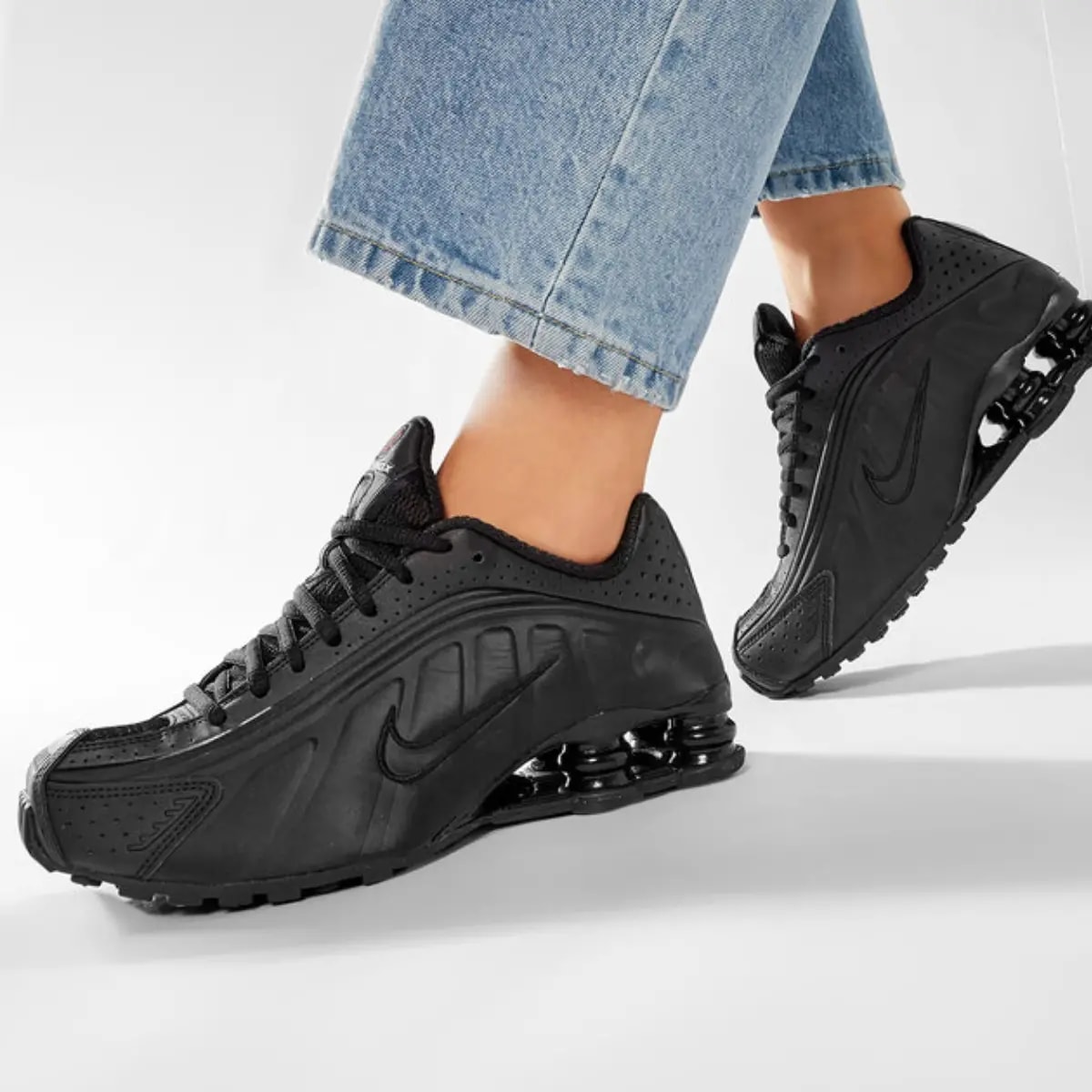 Giày Nike Shox R4 'Black' AR3565-004 — ảnh 3