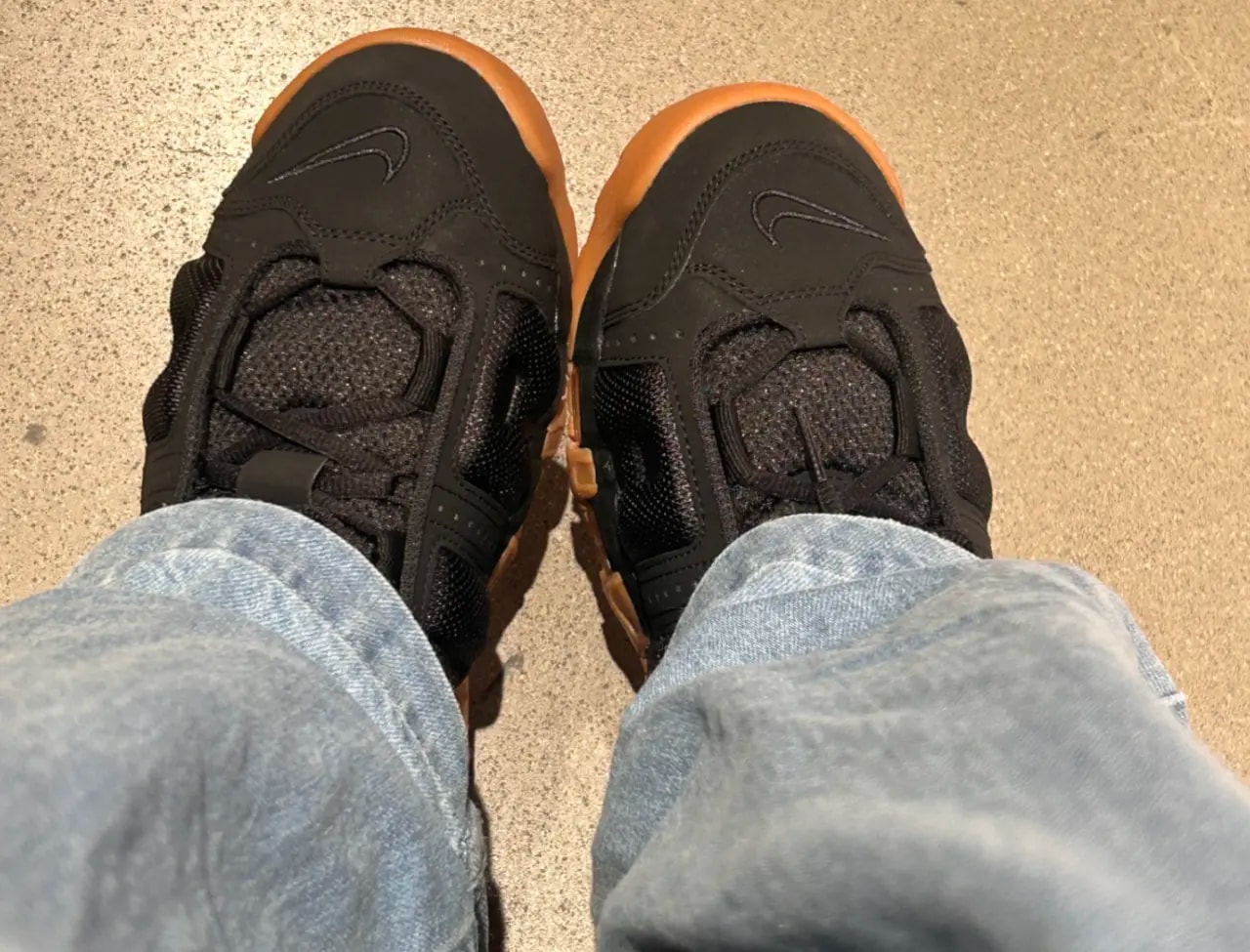 Giày Nike Air More Uptempo Low 'Black Gum' FZ3055-003 — ảnh 3