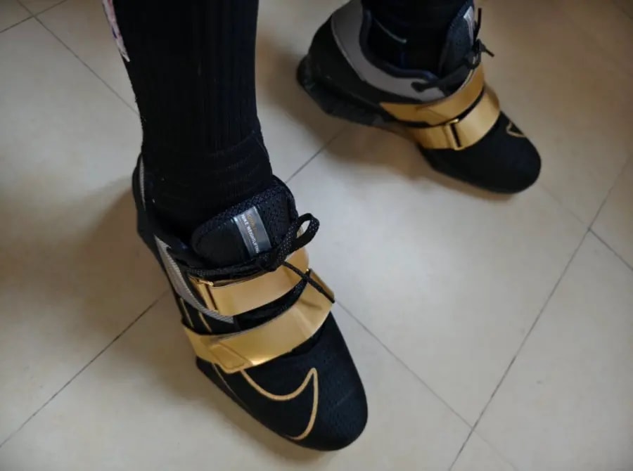 Giày Nike Romaleos 4 'Black Metallic Gold' CD3463-001 — ảnh 3