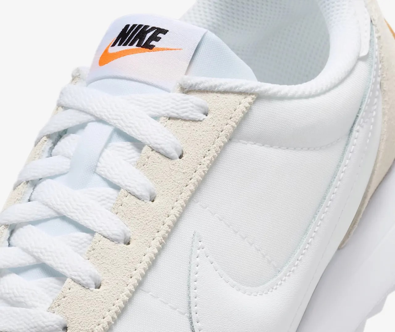 Giày Nike Pacific 'White Gum Light Brown' HM4771-103 — ảnh 2