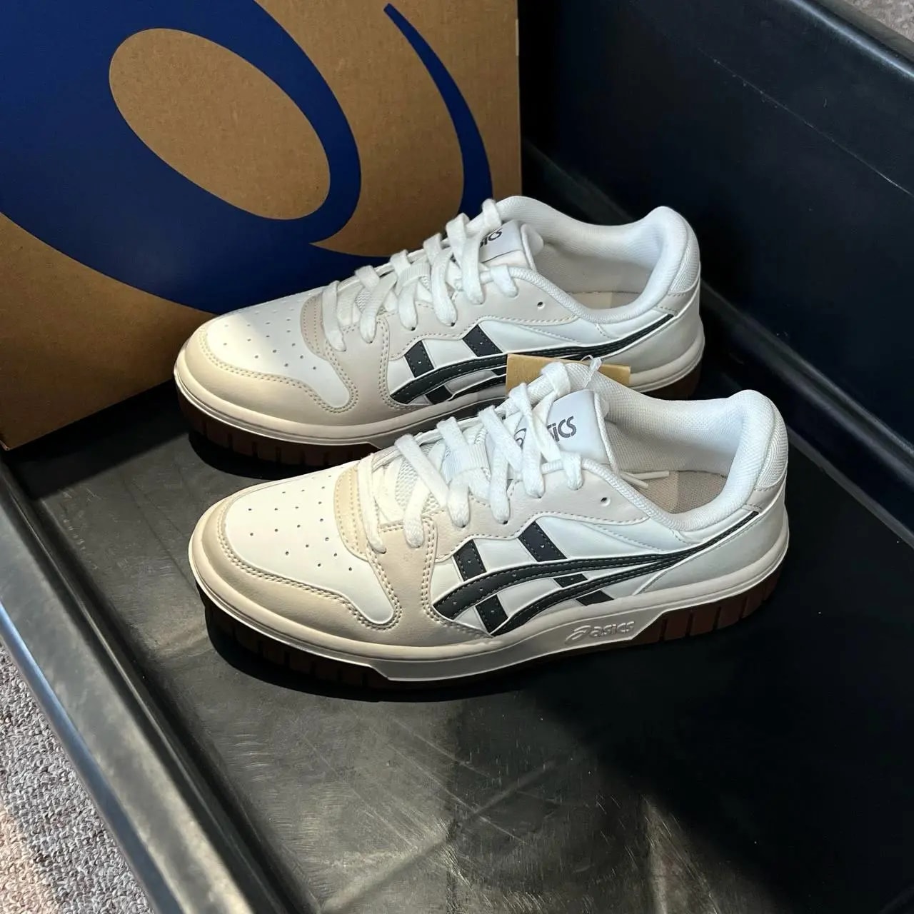 Giày Asics Court MZ 2.0 'Cream White Gray' 1203A405-102 — ảnh 4