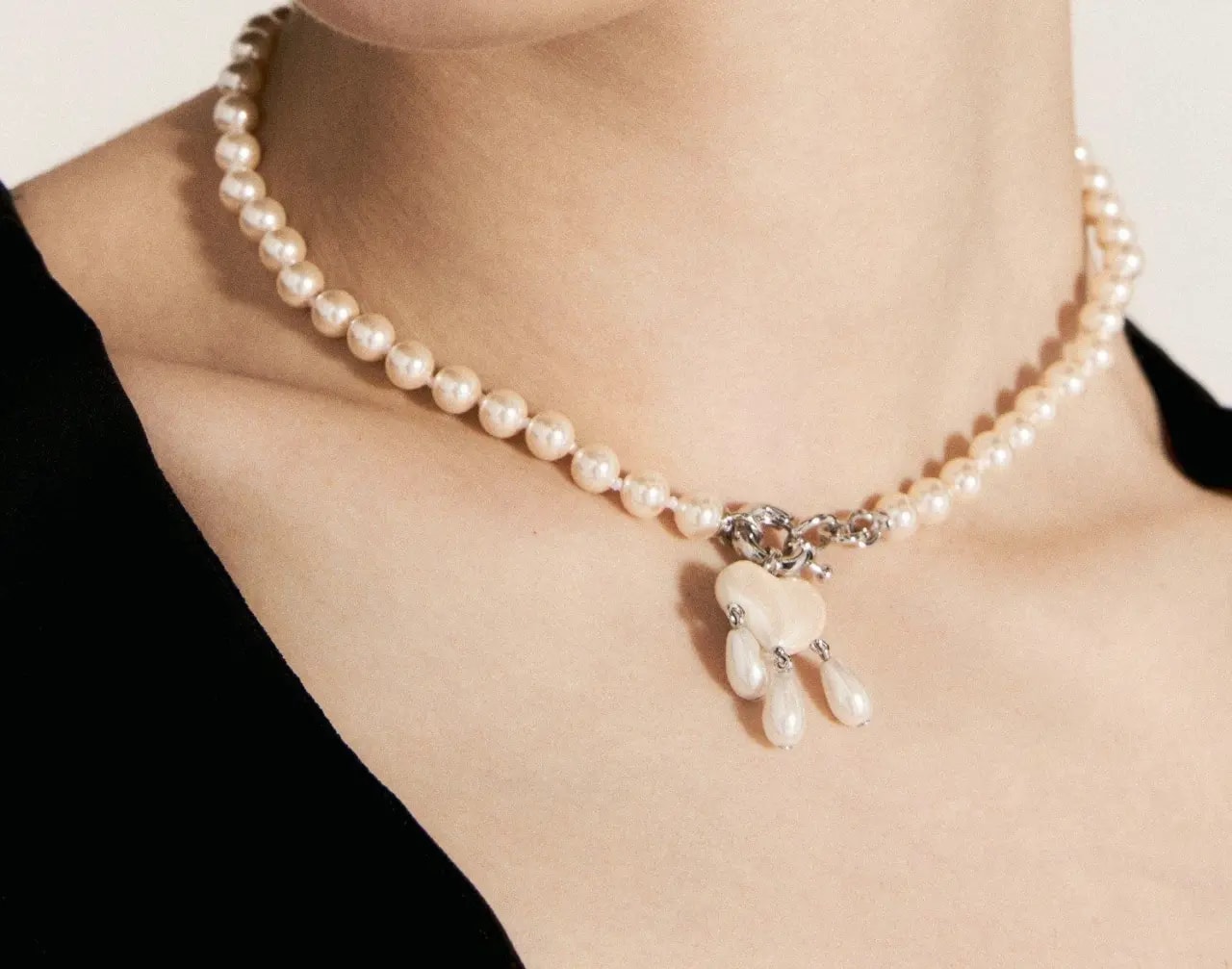 Vòng Cổ Vivienne Westwood Sheryl Pearl 'Silver' 6301012B-02P103 — ảnh 2