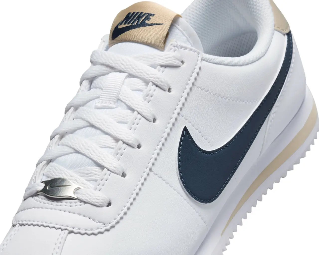 Giày Nike Cortez GS 'White Khaki Thunder Blue' DM0950-114 — ảnh 5