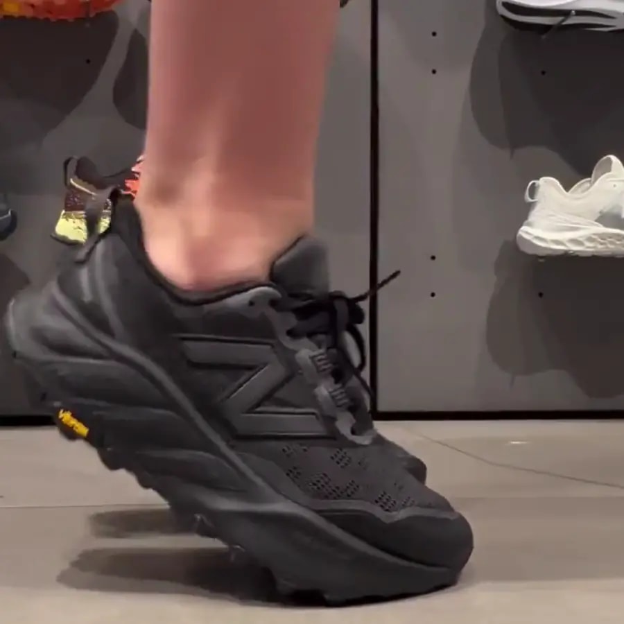Giày New Balance Fresh Foam X Hierro V9 'Black Cement' MTHIERZ9 — ảnh 3