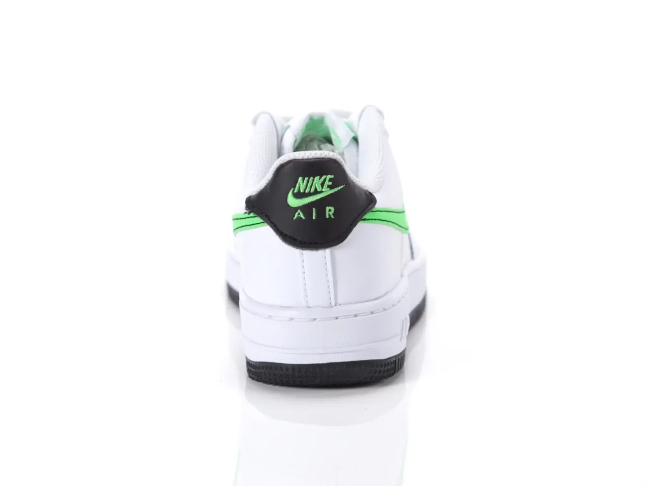 Giày Nike Air Force 1 Low ‘White Green Strike’ FV5948-106 — ảnh 3