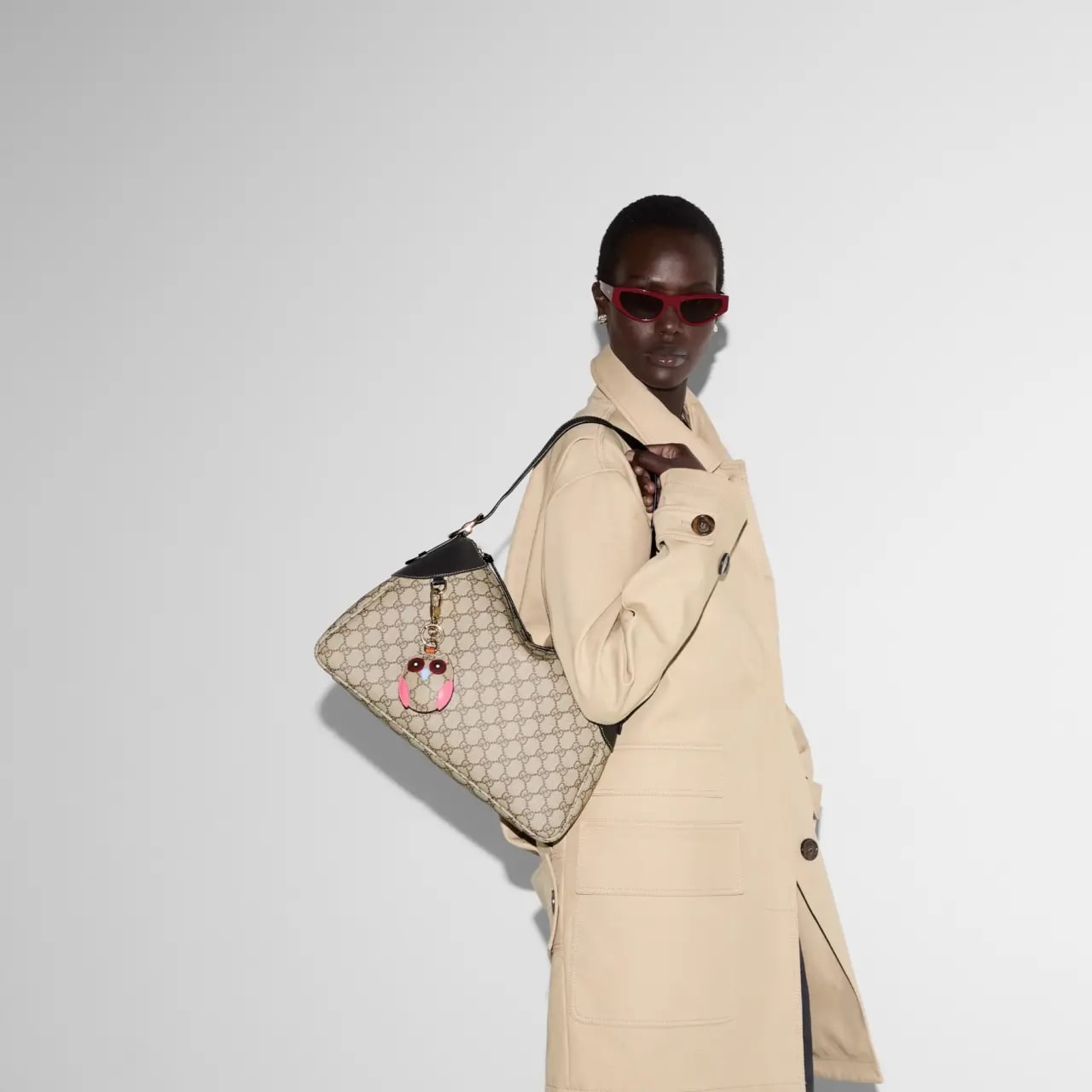 Túi Gucci Emblem Large Shoulder Bag 'Beige' 815217-FAD6L-9741 — ảnh 2
