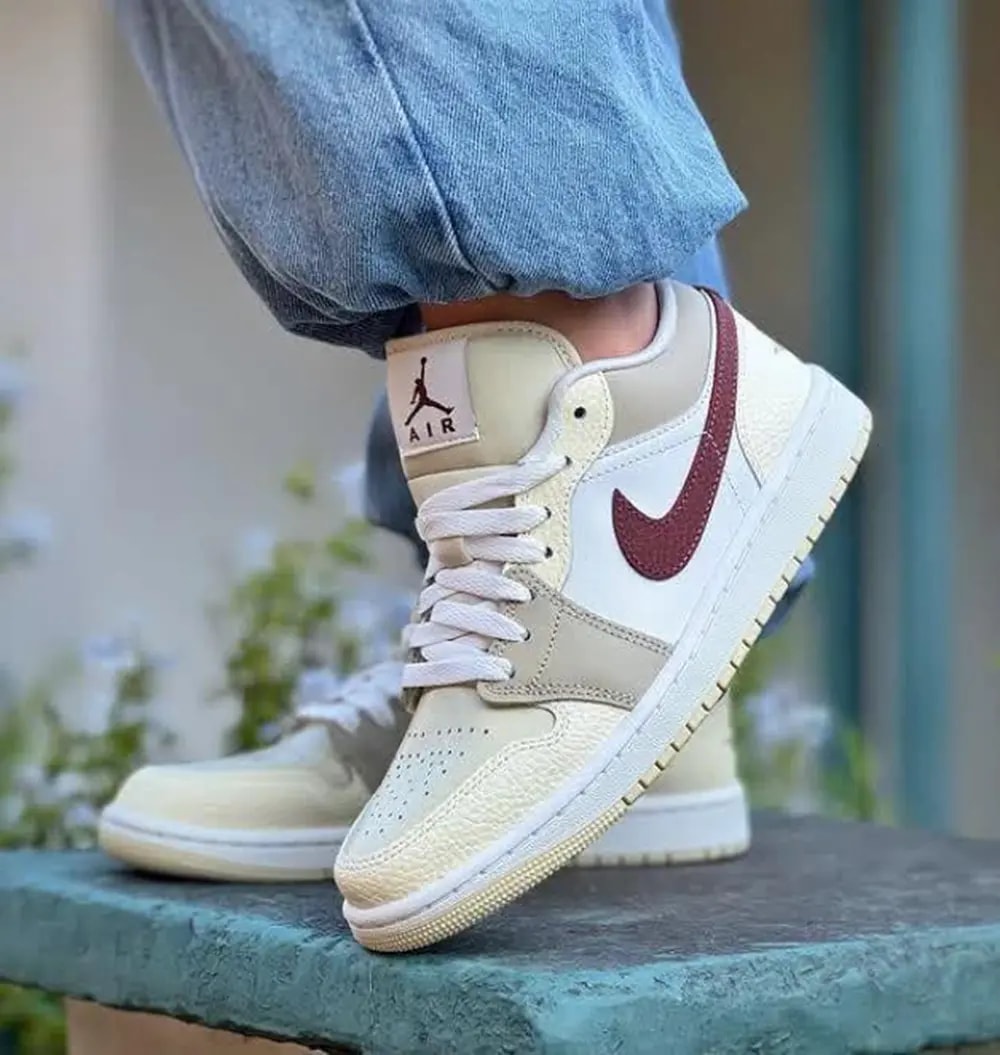 Giày Nike Air Jordan 1 Low SE 'Desert Khaki Red Sepia' HV6530-100 — ảnh 2