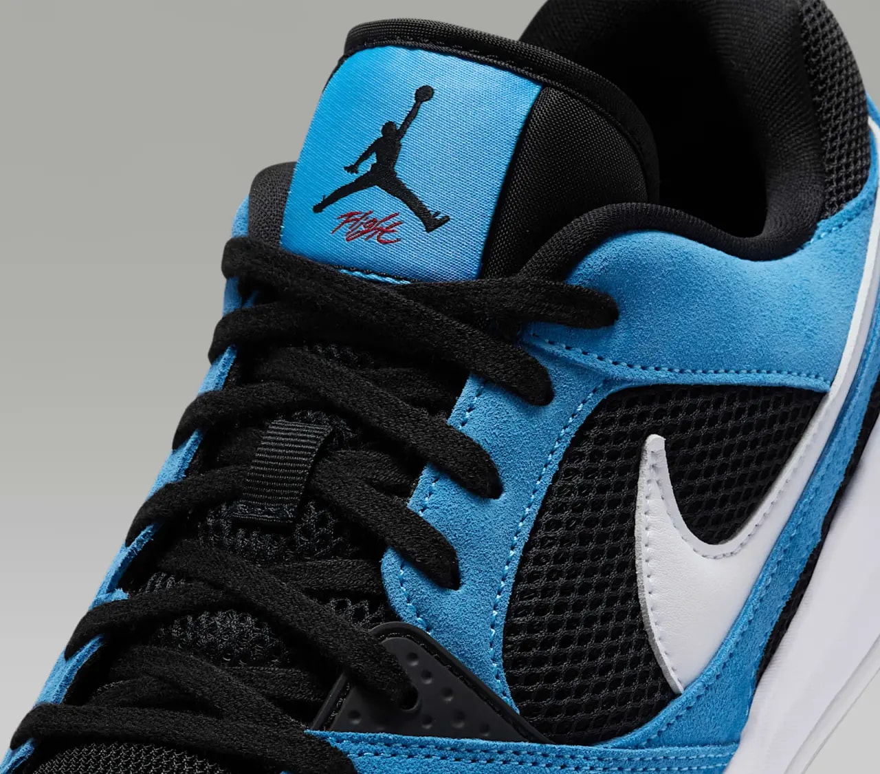 Giày Nike Air Jordan CMFT 'Era Black University Blue' HJ6777-004 — ảnh 2