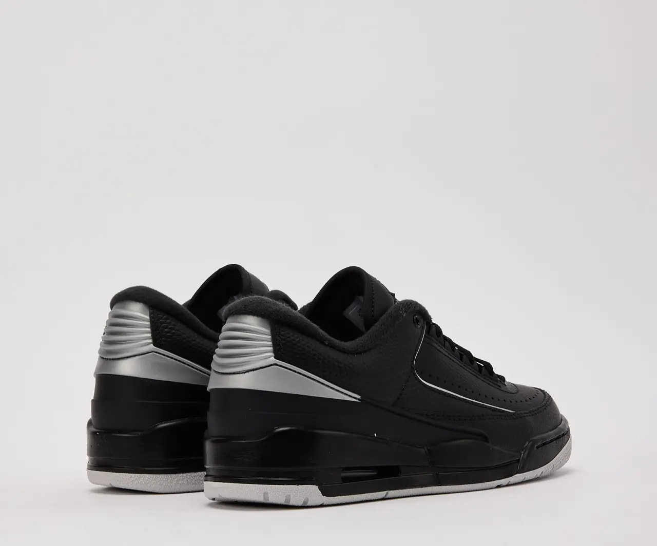 Giày Nike Air Jordan 2/3 GS 'Black Metallic Silver' FD0384-001 — ảnh 5