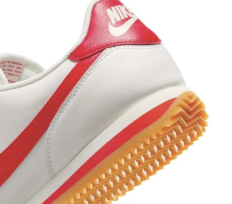 Giày Nike Cortez Leather 'Sail University Red Gum' DM4044-110 — ảnh 4