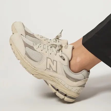 Giày New Balance 2002R 'Timberwolf' U2002RBE — ảnh 2